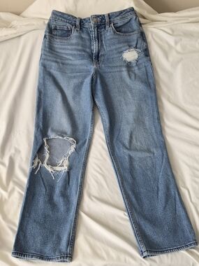 Hollister Ultra High-Rise Vintage Straight Jeans W26 Medium Wash